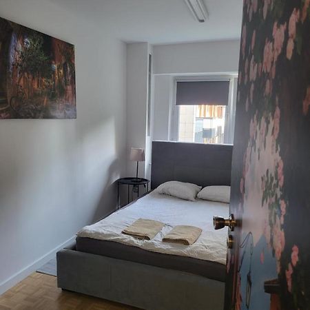 وارسو Studio Zelazna Rooms Near Old Town المظهر الخارجي الصورة