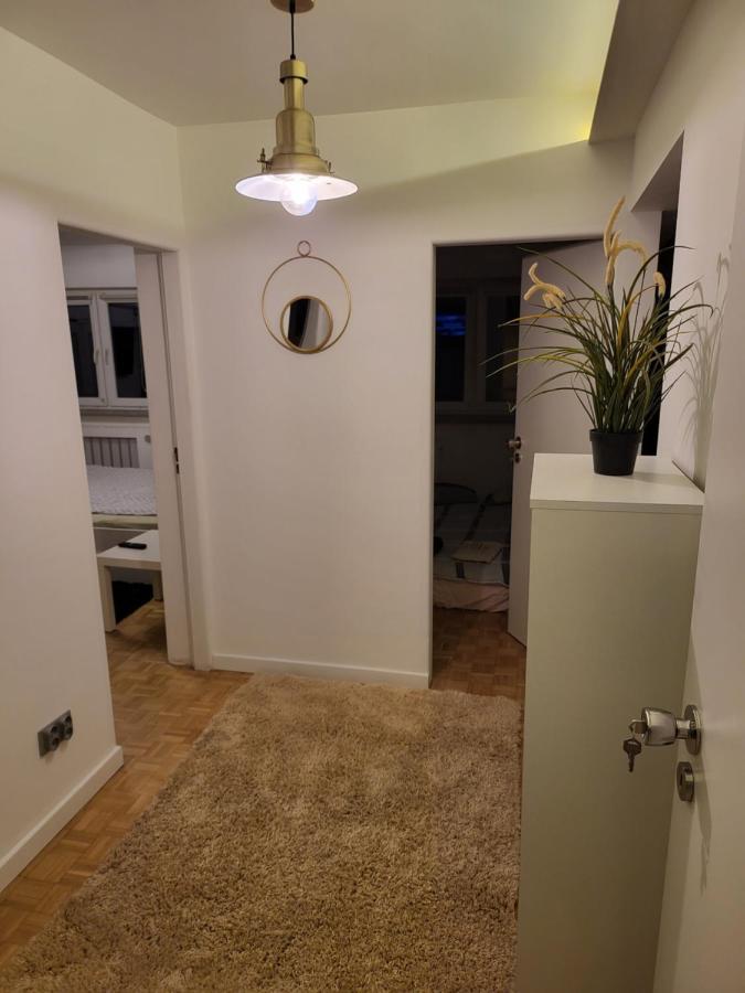 وارسو Studio Zelazna Rooms Near Old Town المظهر الخارجي الصورة